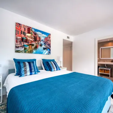 Sale of penthouse in Benahavís