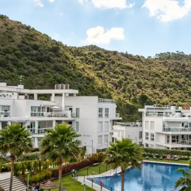 Sale of penthouse in Benahavís