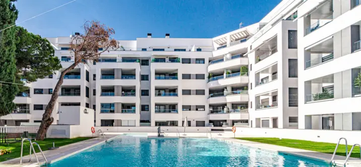 Sale of ground floor apartment in Marbella 0