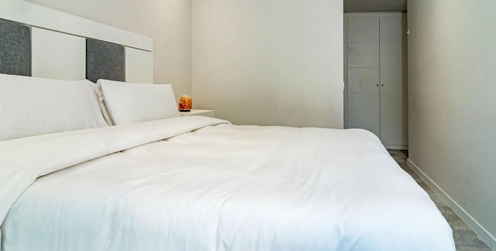 Venta de apartamento en planta baja en Marbella 13