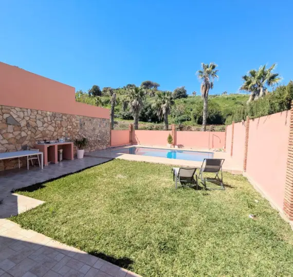 Detached villa R5188648