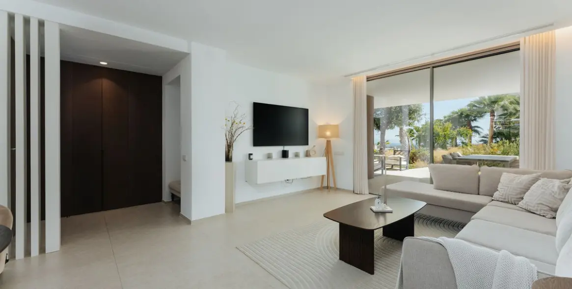 Продажа апартаментов на первом этаже в Los Arqueros 3