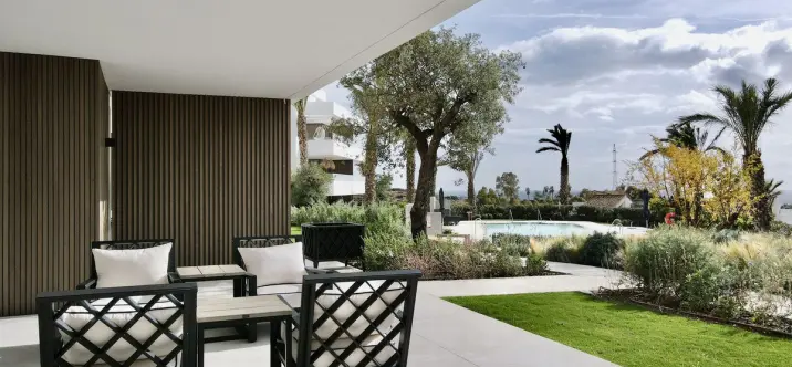 Продажа апартаментов на первом этаже в Los Arqueros 3