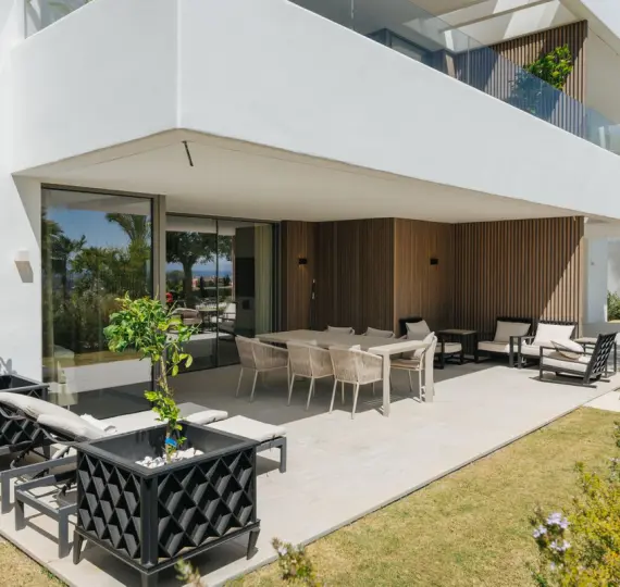 Продажа апартаментов на первом этаже в Los Arqueros