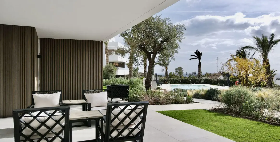 Продажа апартаментов на первом этаже в Los Arqueros 4