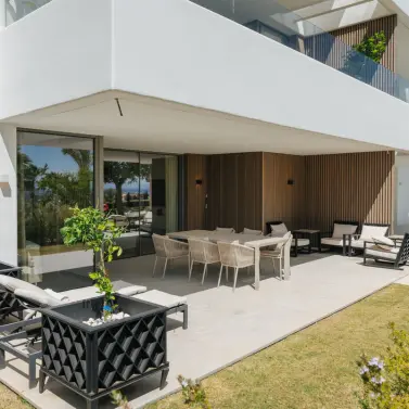 Продажа апартаментов на первом этаже в Los Arqueros