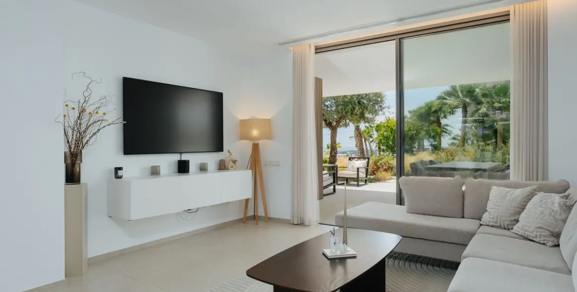 Продажа апартаментов на первом этаже в Los Arqueros 15