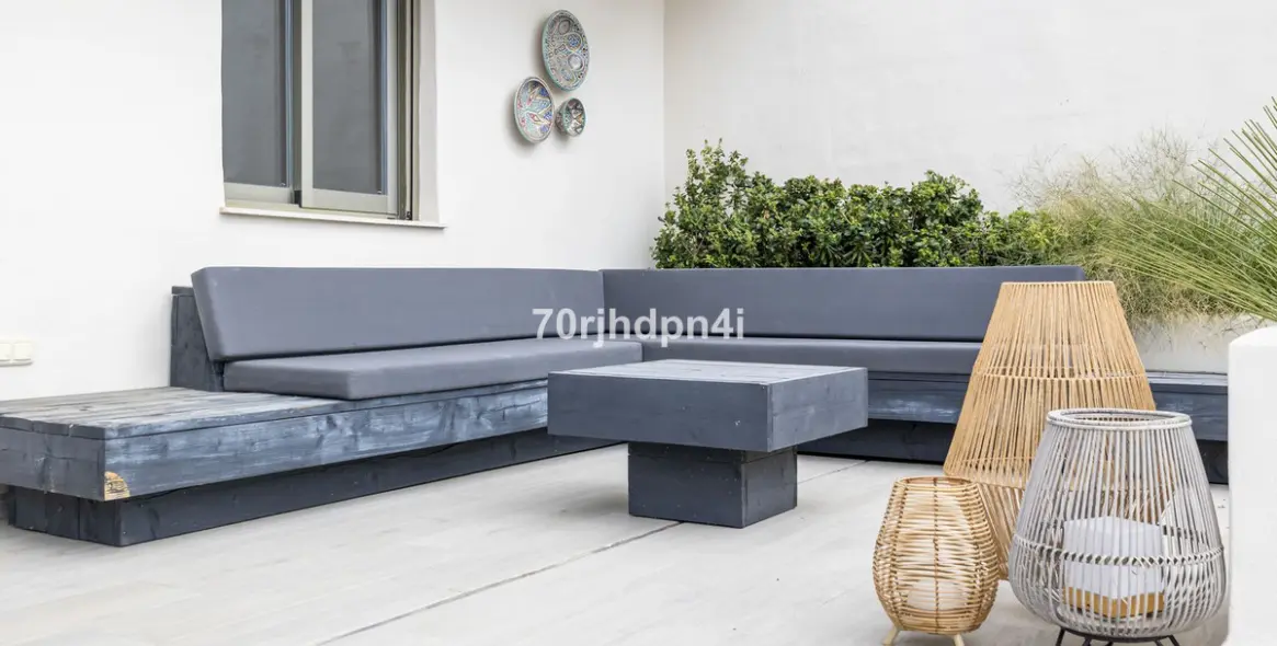 Sale of penthouse in Estepona 27