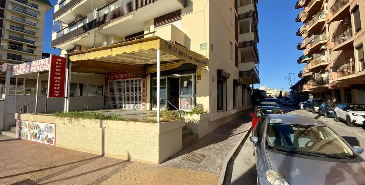 Продажа магазина в Fuengirola 1