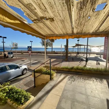 Sale of shop in Fuengirola