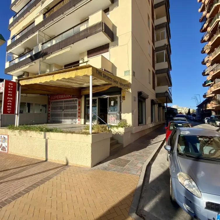 Sale of shop in Fuengirola