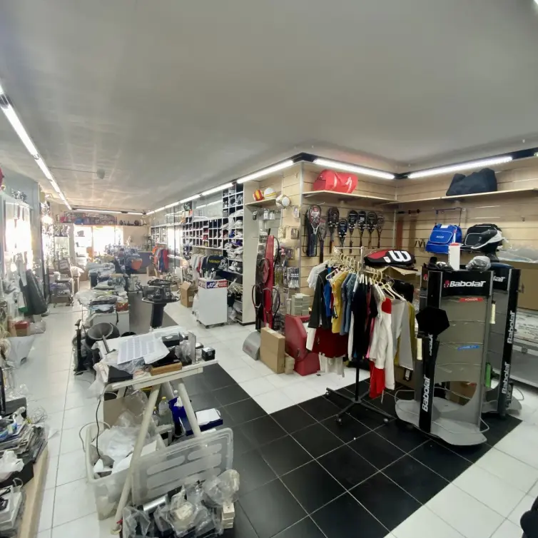 Sale of shop in Fuengirola