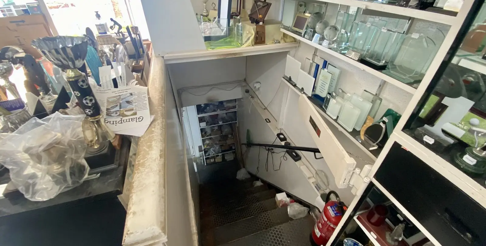 Sale of shop in Fuengirola 9