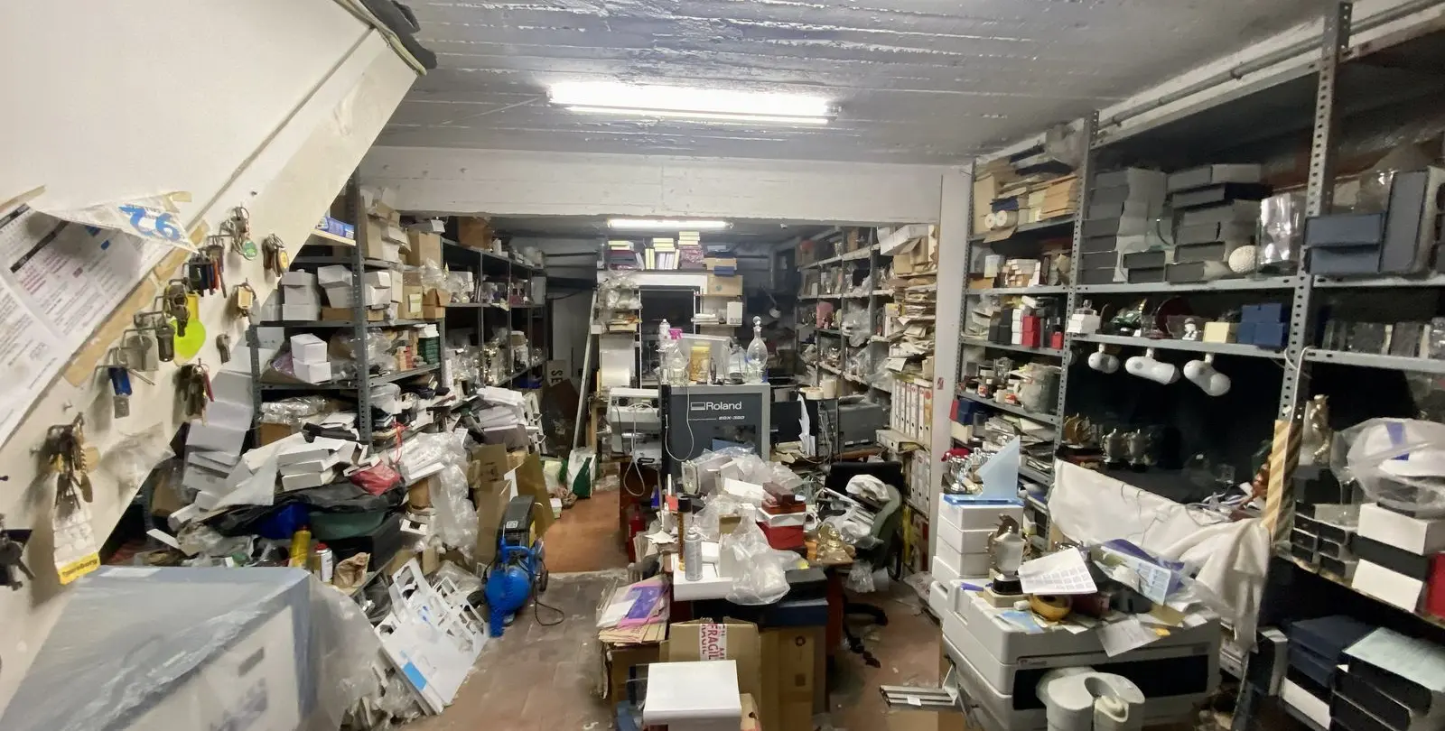 Sale of shop in Fuengirola 17