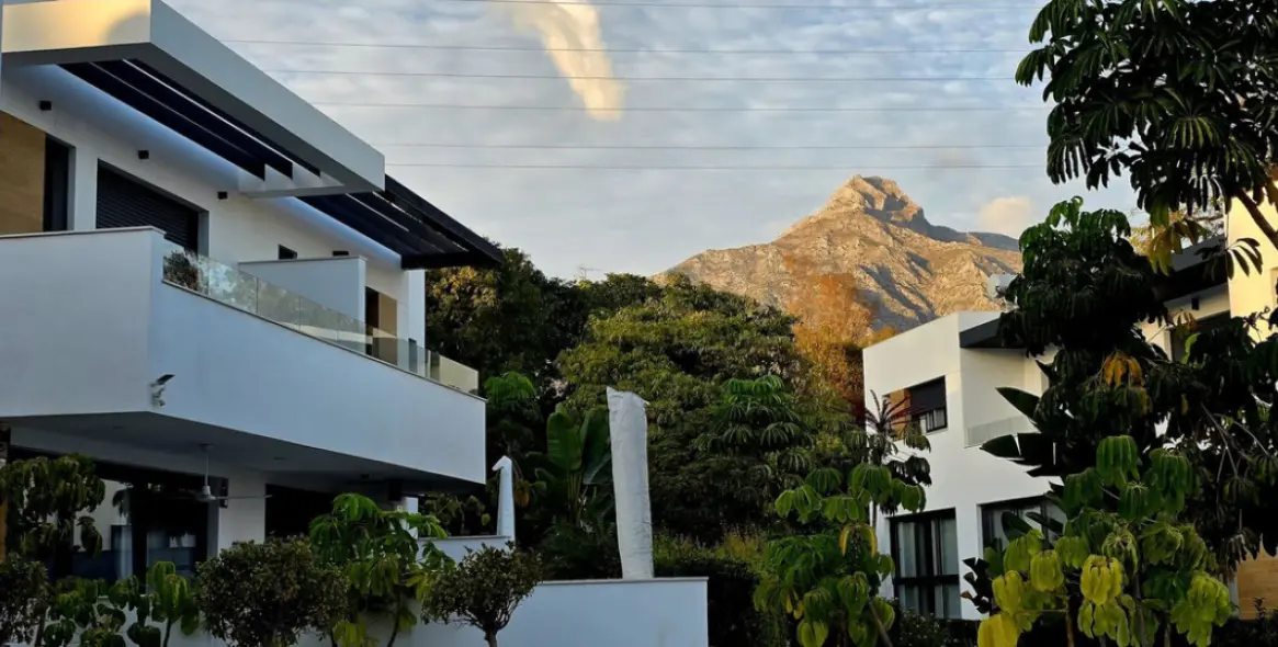 Продажа таунхауса в Nueva Andalucía (район Nueva Andalucía) 3