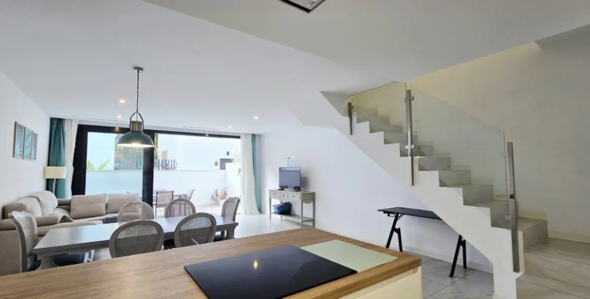 Продажа таунхауса в Nueva Andalucía 11