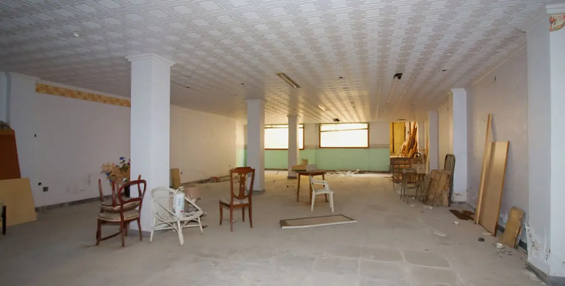 Sale of other in Coín 1