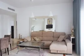 Image 4 thumb