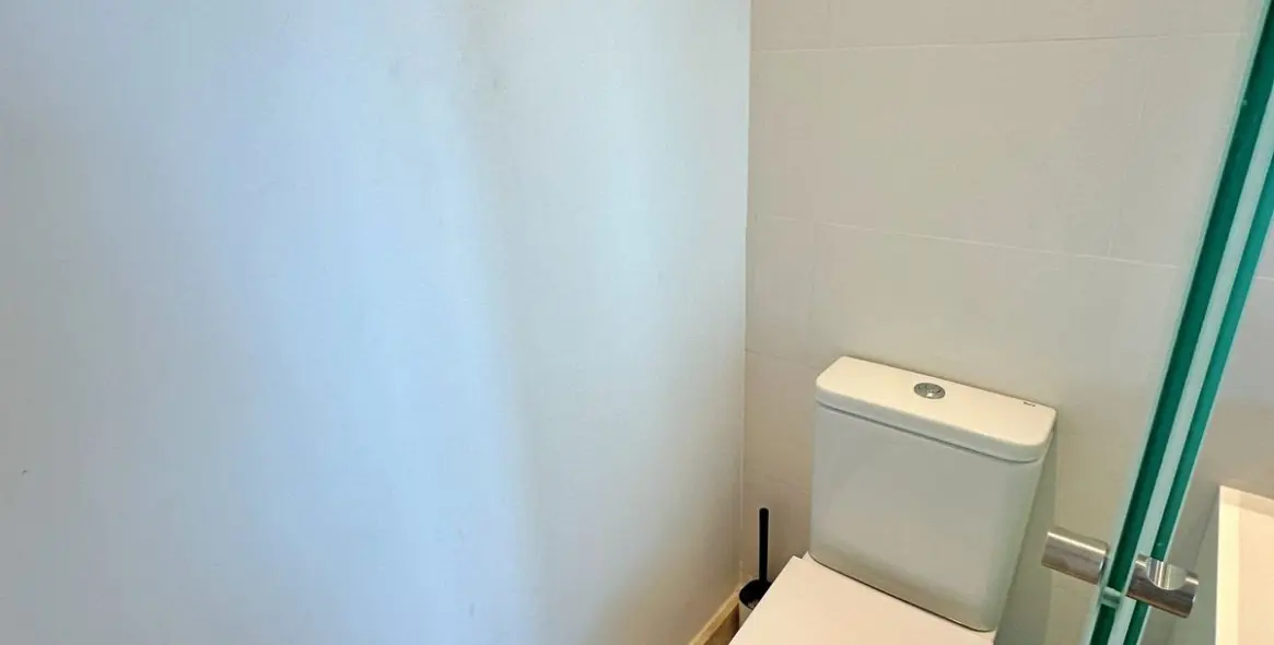 Long-term rent of middle floor apartment in El Paraiso 14
