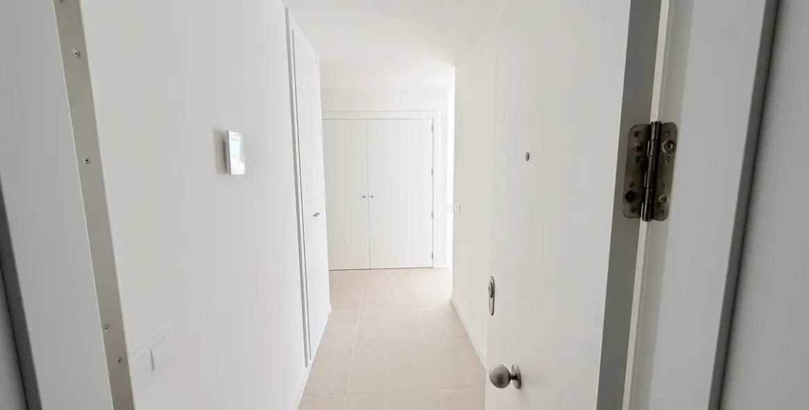 Sale of penthouse in Estepona 4