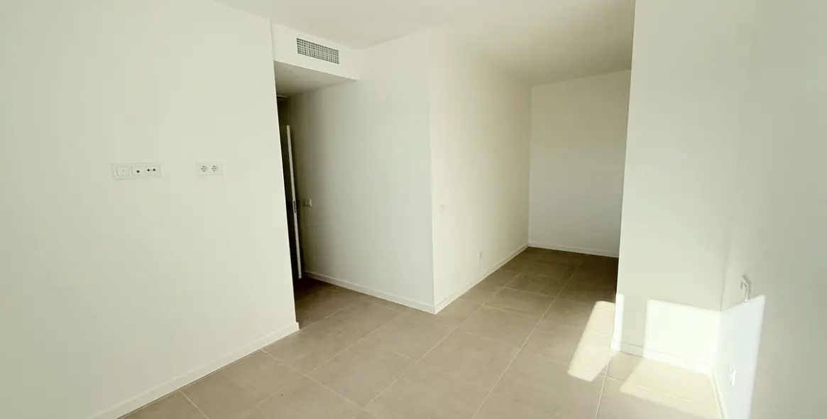 Sale of penthouse in Estepona 28