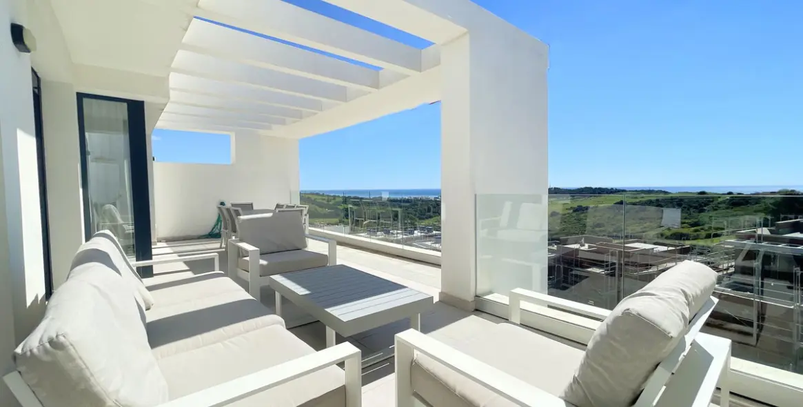 Продажа пентхауса в Estepona 3