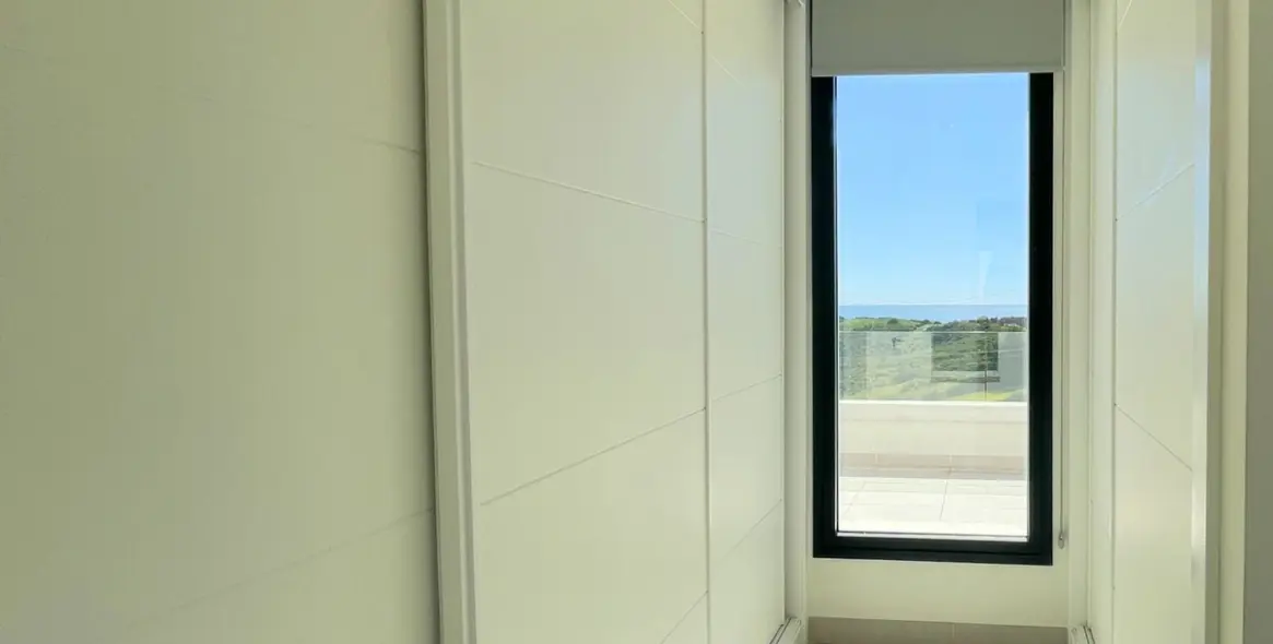 Продажа пентхауса в Estepona 11