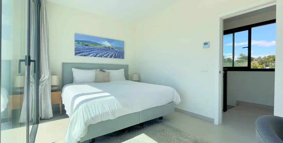 Продажа пентхауса в Estepona 17