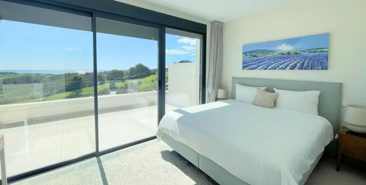 Продажа пентхауса в Estepona 18