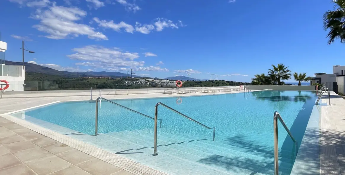 Продажа пентхауса в Estepona 25