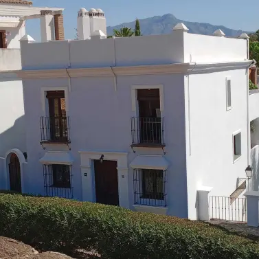 Sale of semi-detached house in Estepona