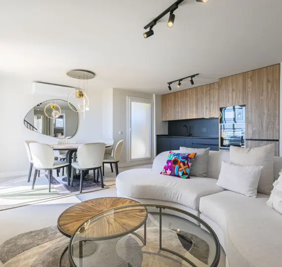 Sale of penthouse duplex in Nueva Andalucía