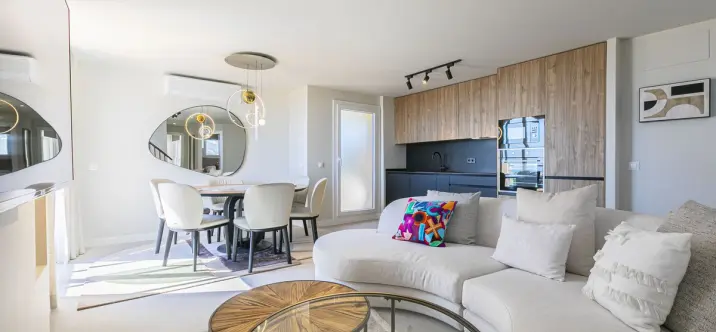 Sale of penthouse duplex in Nueva Andalucía 2