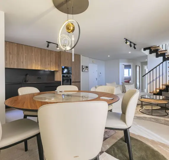 Sale of penthouse duplex in Nueva Andalucía