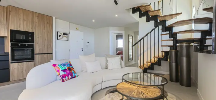 Sale of penthouse duplex in Nueva Andalucía 4