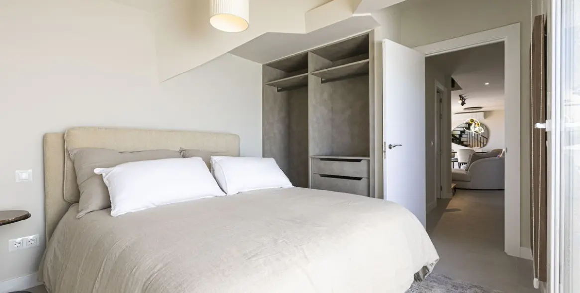 Продажа двухуровневого пентхауса в Nueva Andalucía 12