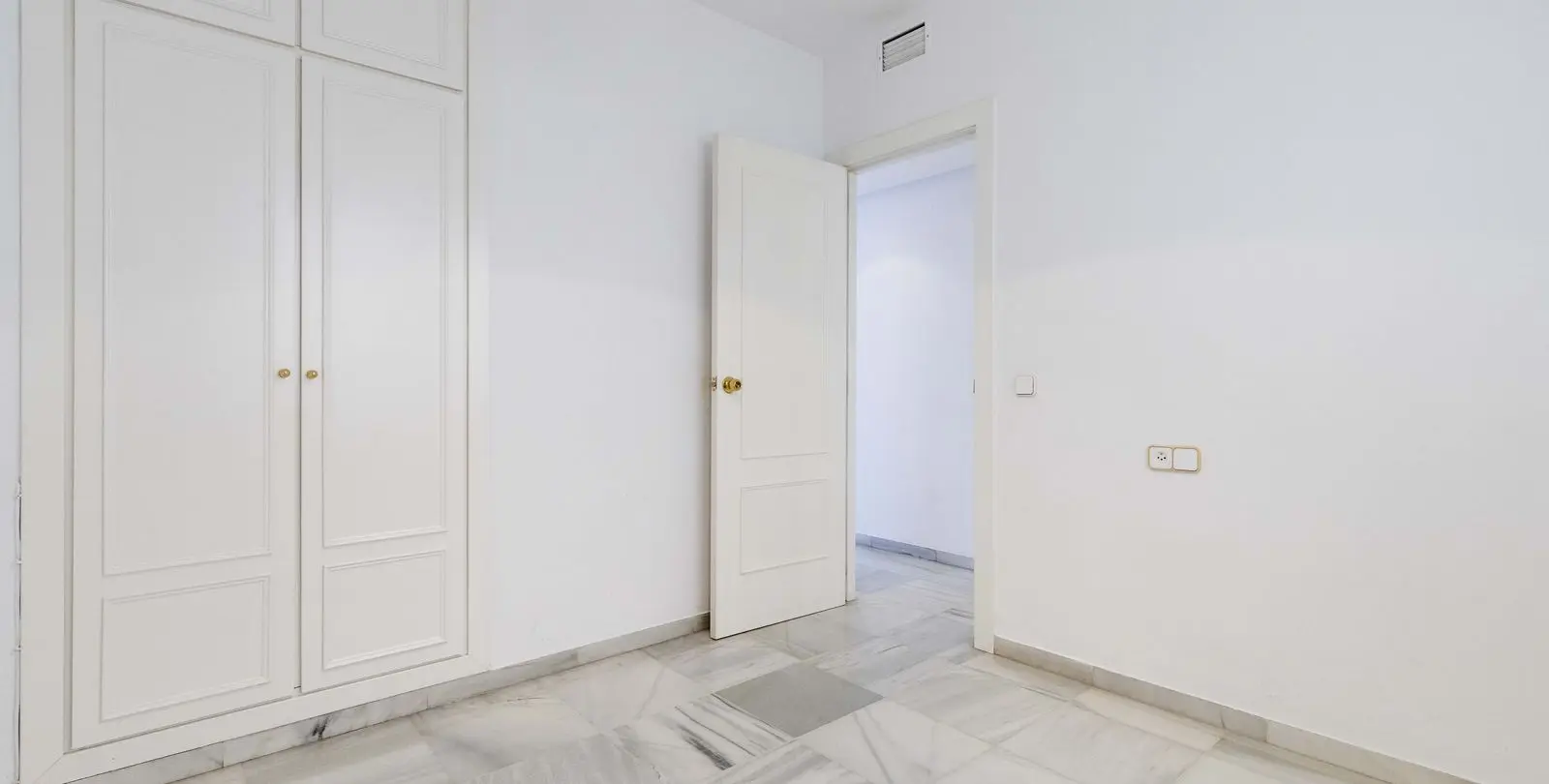 Sale of duplex in Marbella 33