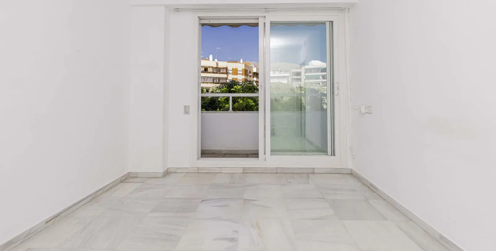 Sale of duplex in Marbella 36