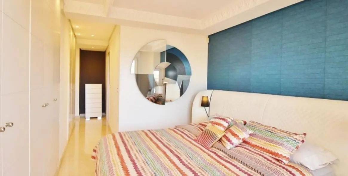 Продажа апартаментов на среднем этаже в Nueva Andalucía 9