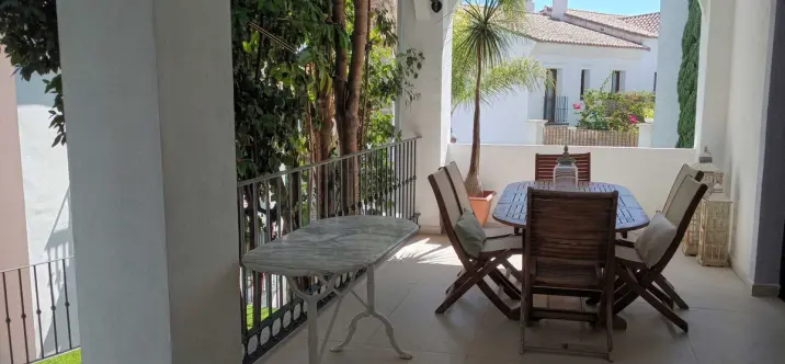 Продажа таунхауса в El Paraiso 2