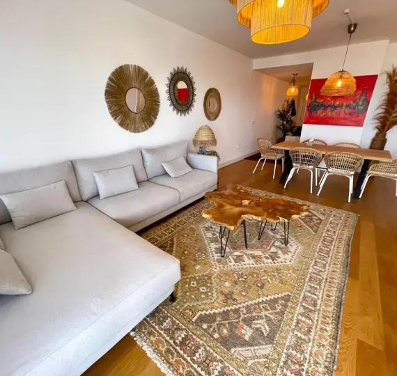 Sale of middle floor apartment in Mijas