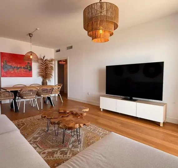 Sale of middle floor apartment in Mijas