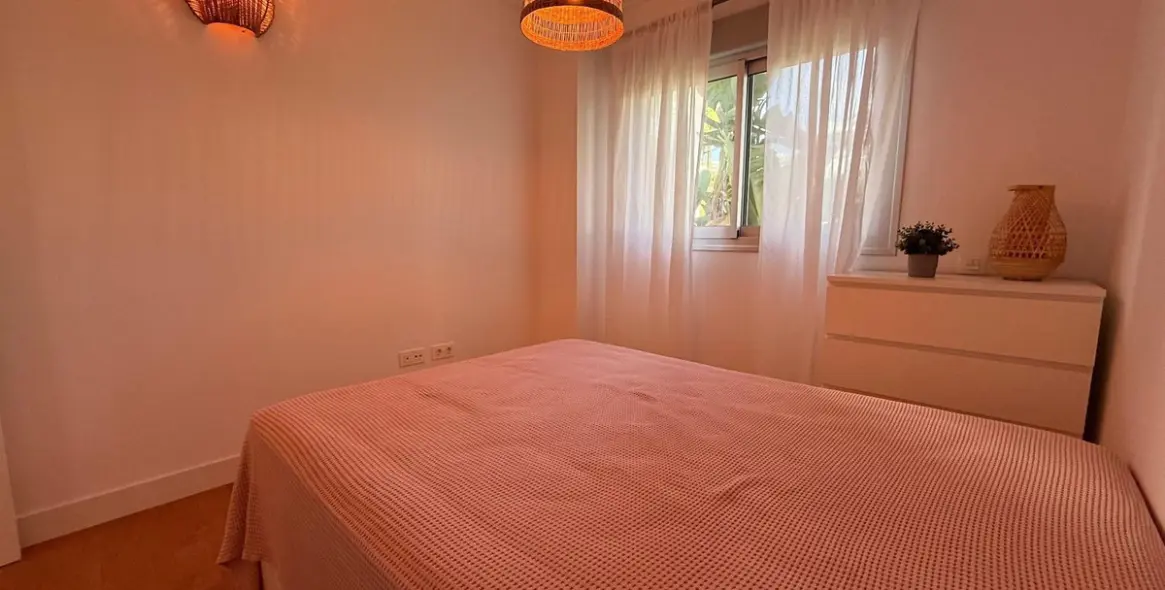 Sale of middle floor apartment in Mijas 45
