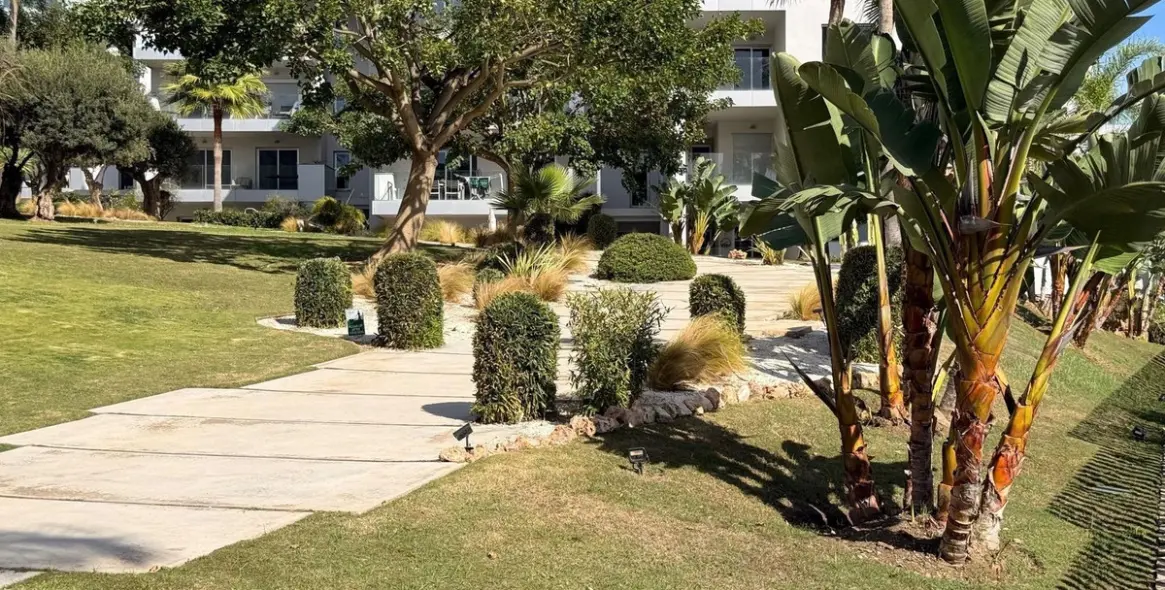 Sale of middle floor apartment in Mijas 64