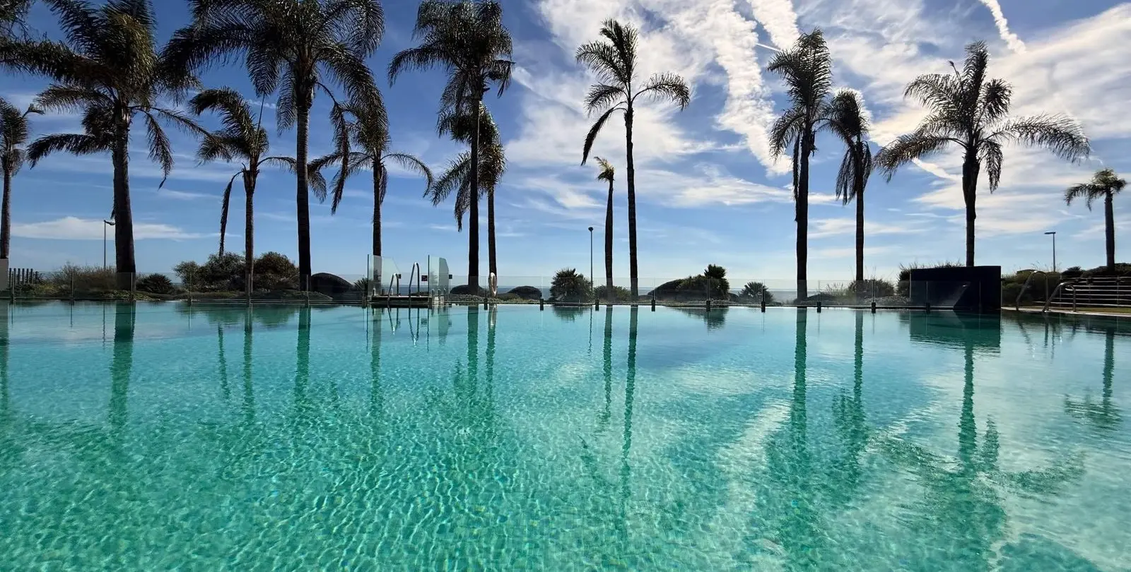 Venta de apartamento en planta media en Mijas 2