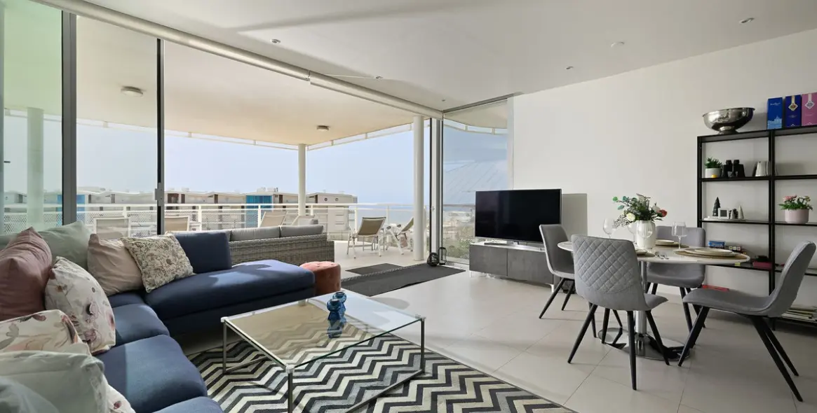 Venta de apartamento en planta media en Fuengirola 3