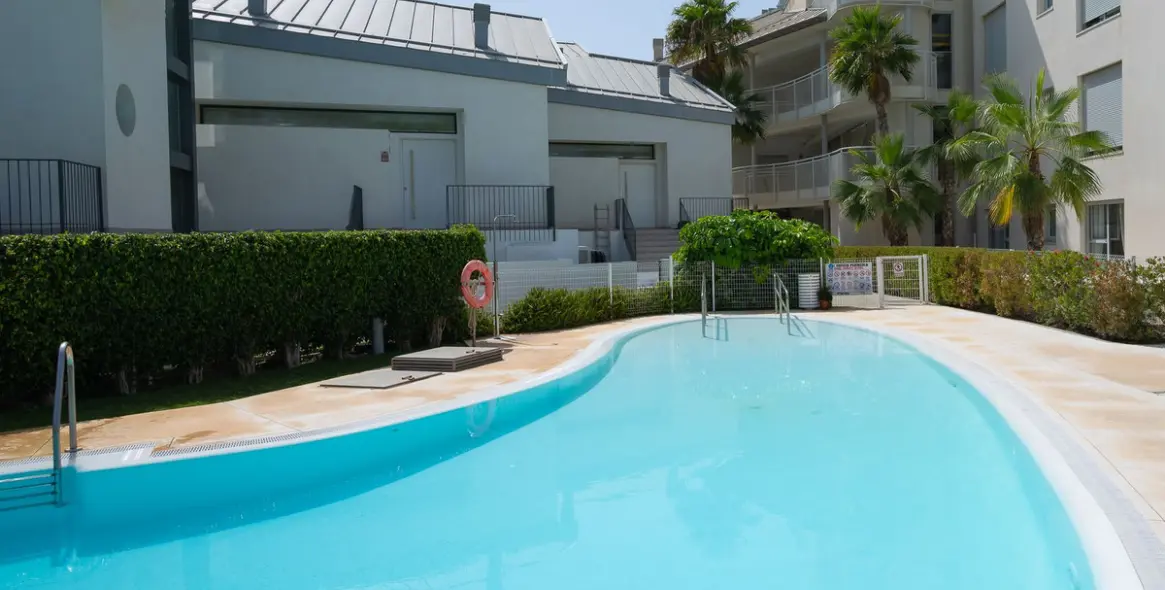 Venta de apartamento en planta media en Fuengirola 24