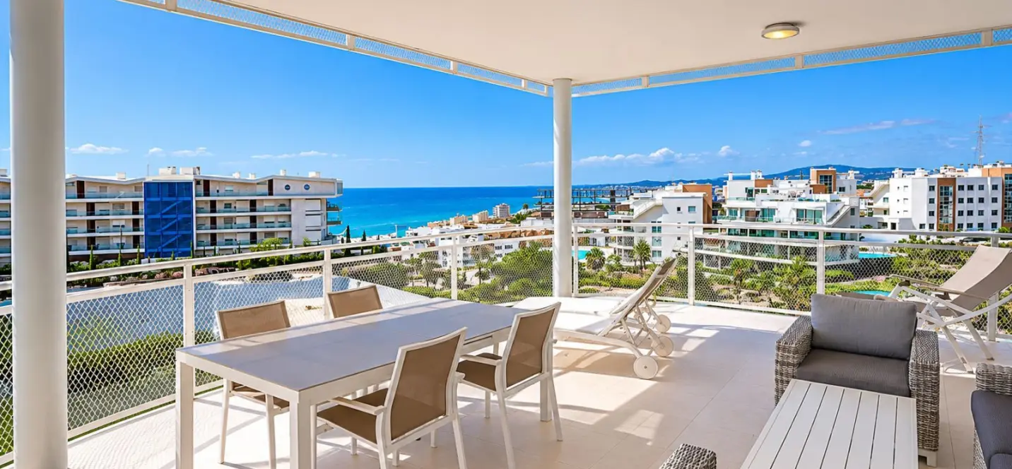 Продажа апартаментов на среднем этаже в Fuengirola 0