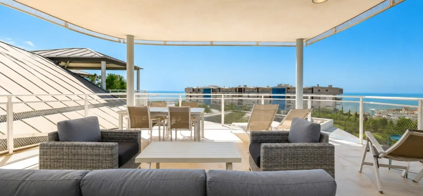 Продажа апартаментов на среднем этаже в Fuengirola 1