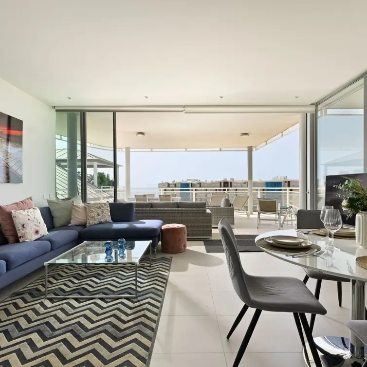 Продажа апартаментов на среднем этаже в Fuengirola
